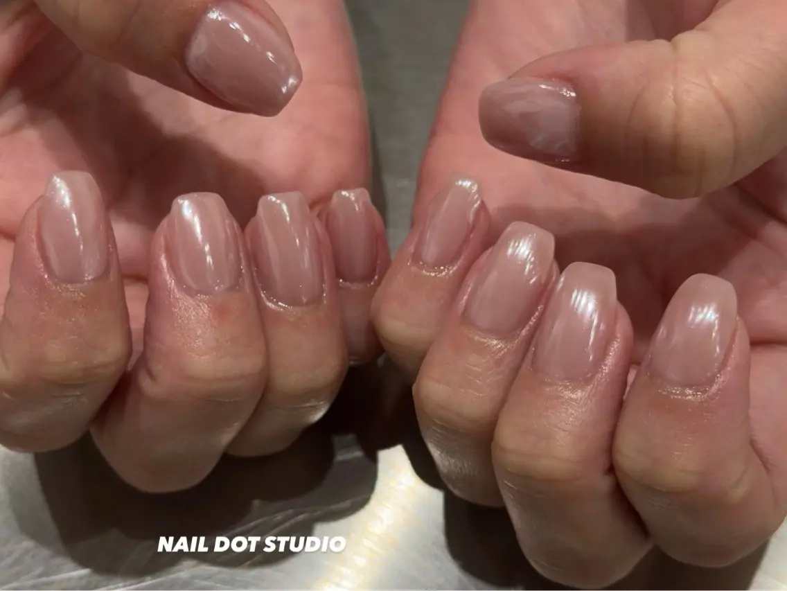 ネイル ハンドネイル NAILDOTSTU DIO SEINAのネイルデザイン