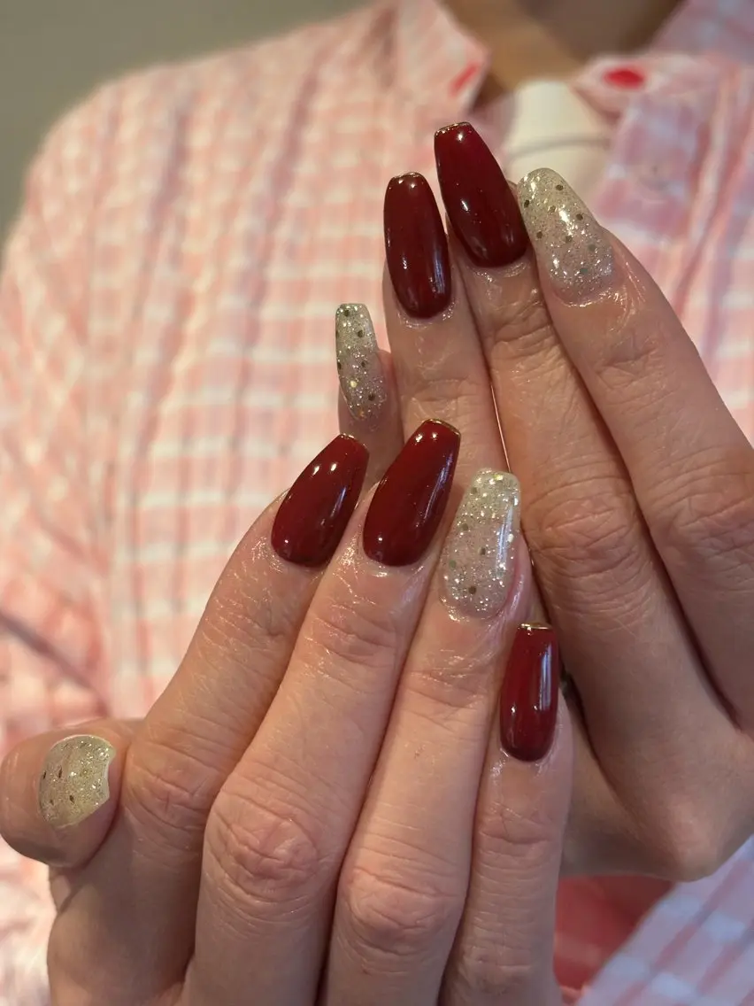 ネイル ドット ホログラムネイル ニュアンスネイル ハンドネイル SEIRA ˚₊✧Nailsのネイルデザイン