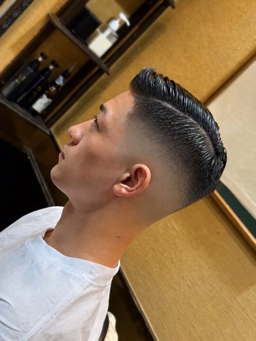 ショート フェード×パーマ職人 酒井悠成のヘアスタイル