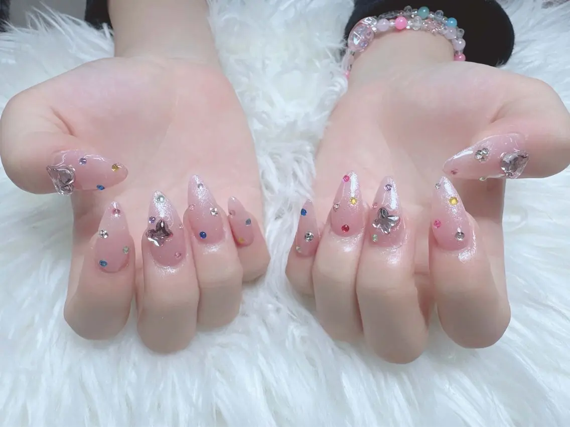 ネイル フレンチネイル 韓国ネイル マグネットネイル ニュアンスネイル オフィスネイル ハンドネイル ハンドケア Hara Nail 【持ち込みOK】のネイルデザイン