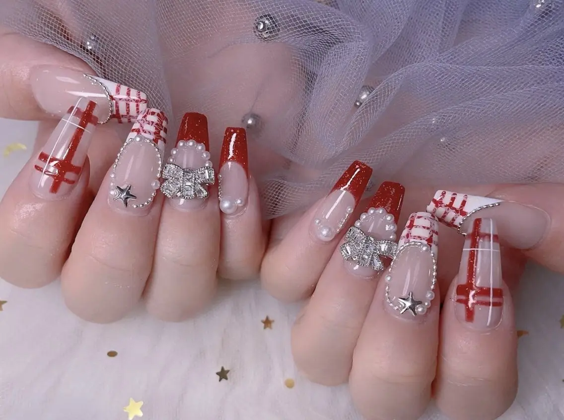 ネイル オーロラネイル フットネイル 韓国ネイル ラメ(グリッター) ラメグラデーション Luna nail salon新小岩のネイルデザイン