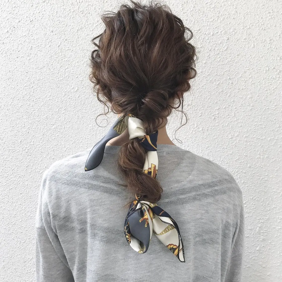 セミロング ロング ヘアアレンジ CHERIEブリーチ ダブルカラー 天神のヘアスタイル