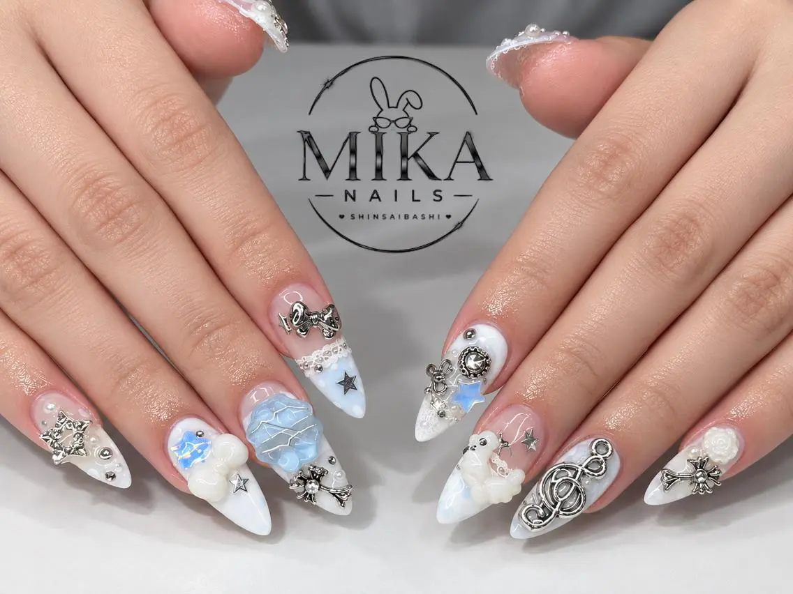 ネイル アートネイル チークネイル ドット フットネイル フレンチネイル ハンドネイル Mika Nailsのネイルデザイン