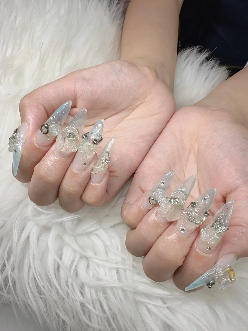 ネイル Lee Nailsのネイルデザイン