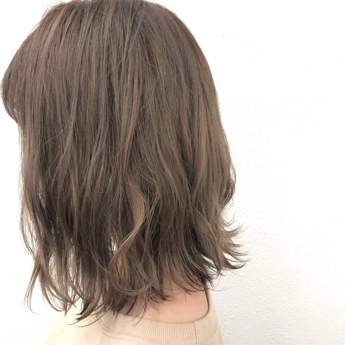 ミディアム ZAZA ASAMIのヘアスタイル