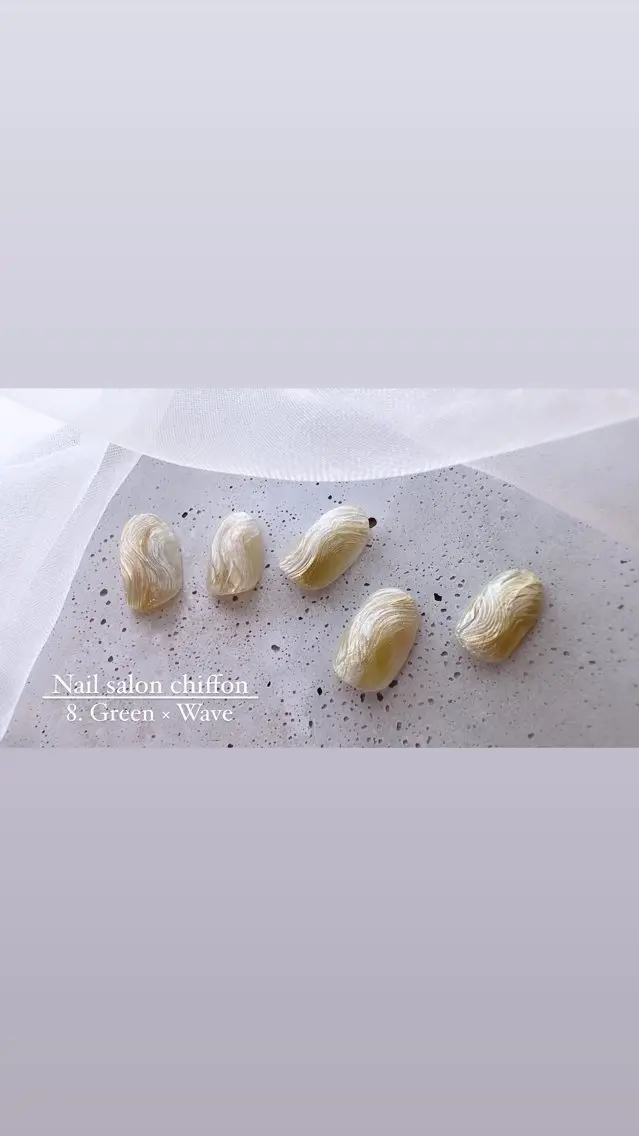 ネイル アートネイル ゴールド グリーン Nail salon Chiffonのネイルデザイン