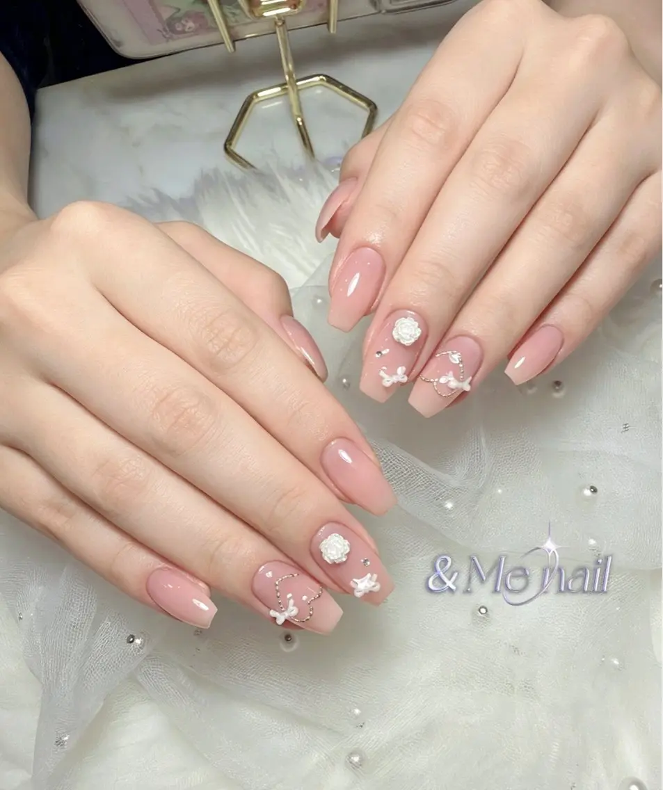 ネイル ハンドネイル ハンドケア &MEネイルサロン COCOのネイルデザイン