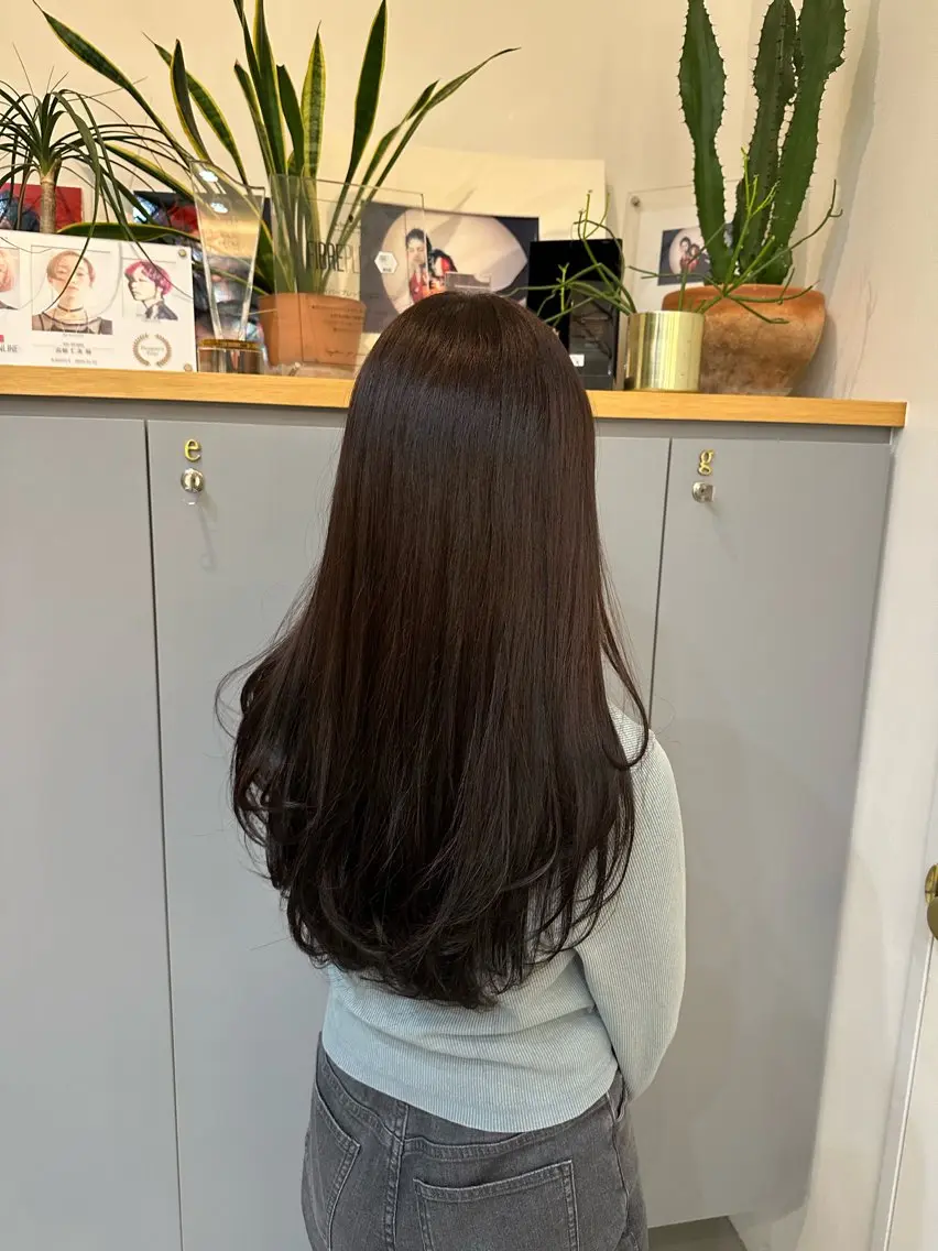 ロング 加藤 利奈のヘアスタイル