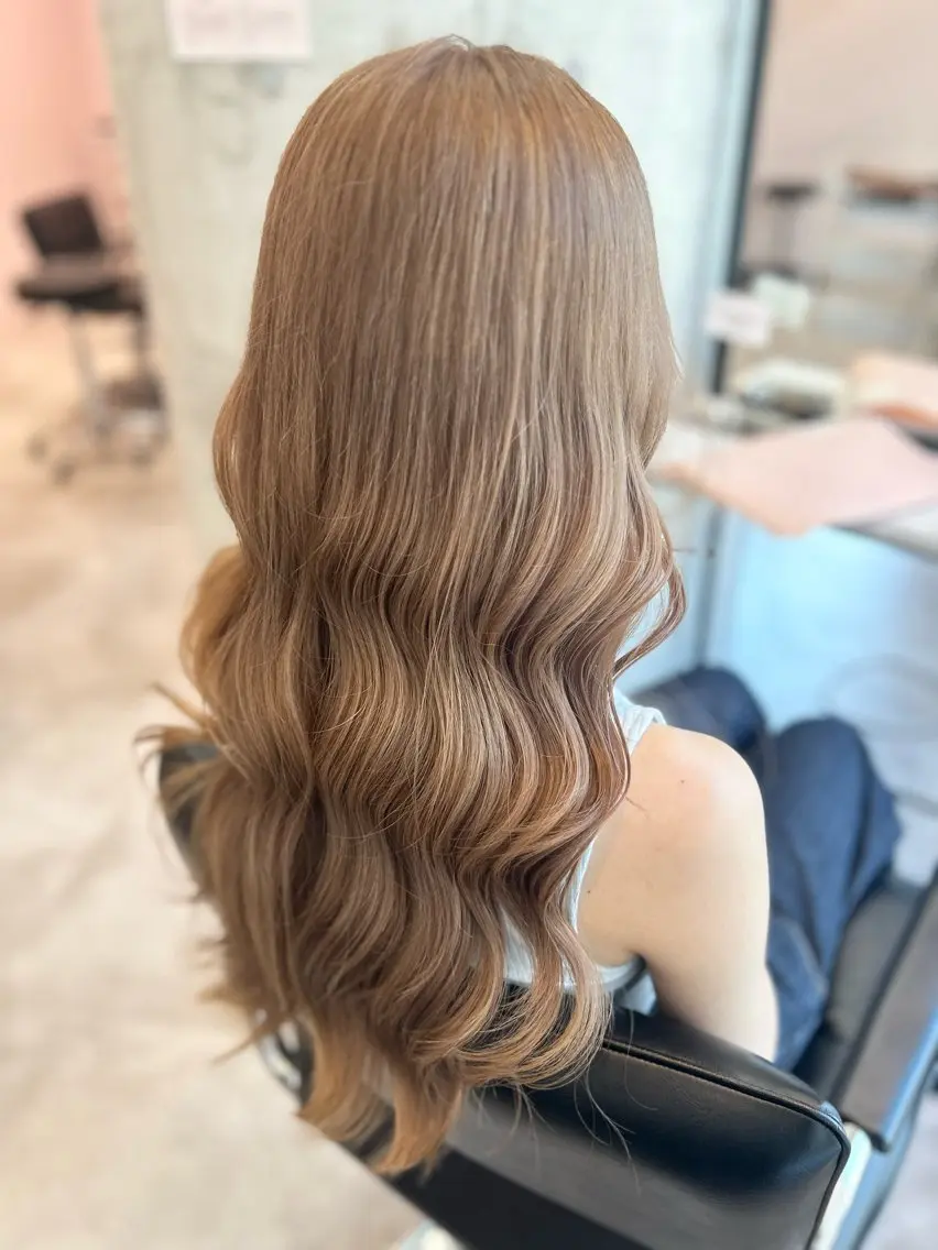 ロング 海外風レイヤーカット ✨️MOMOEのヘアスタイル