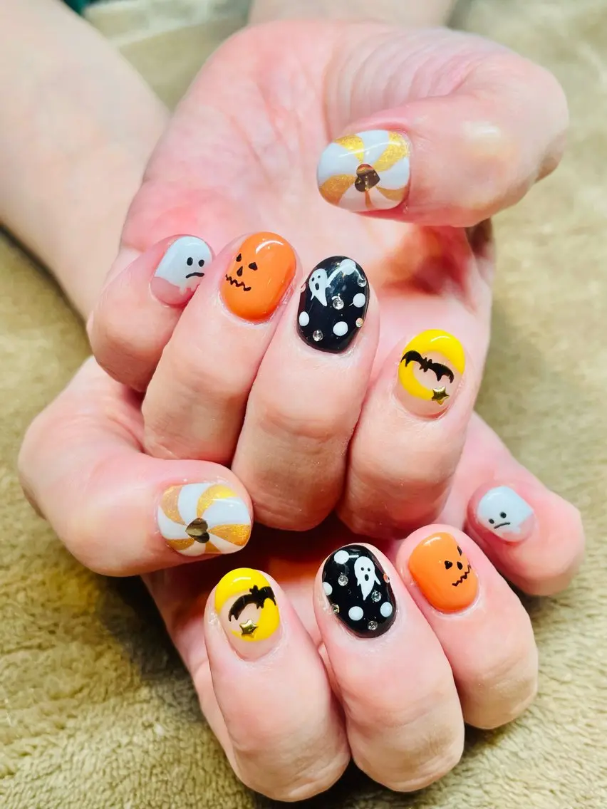 ネイル アートネイル ハロウィン 持ち込み beamerci🌼 SHIORIのネイルデザイン