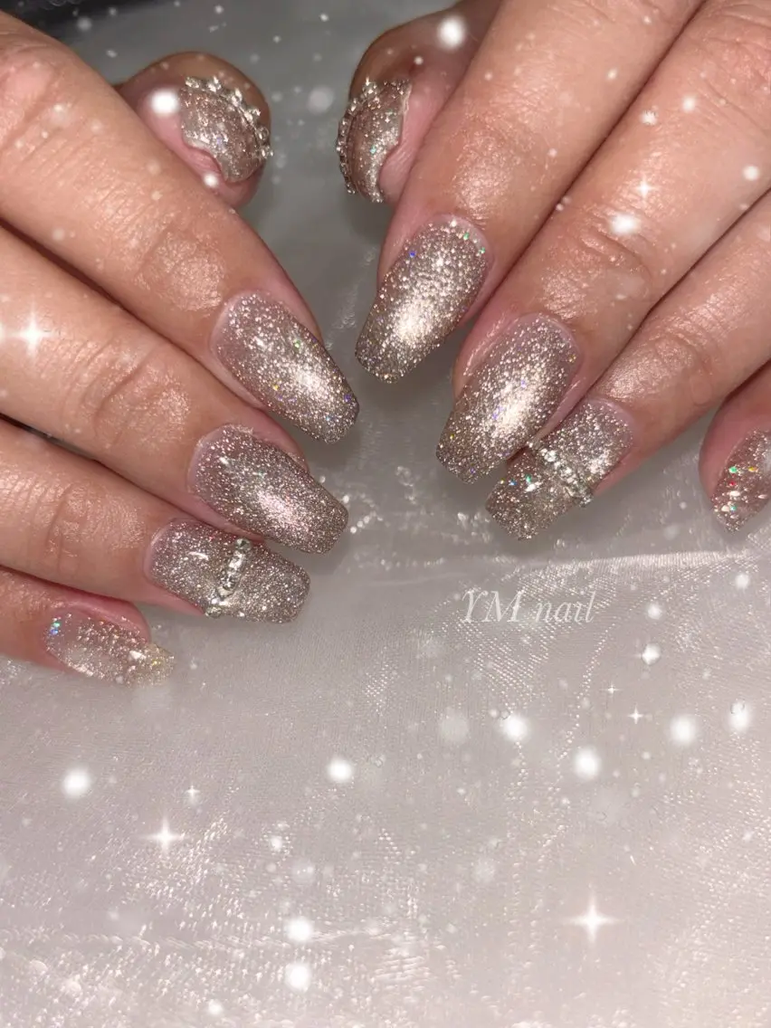 ネイル ブラウン フラッシュネイル フラッシュマグ キラキラネイル マグネットネイル ハンドネイル YM nailのネイルデザイン