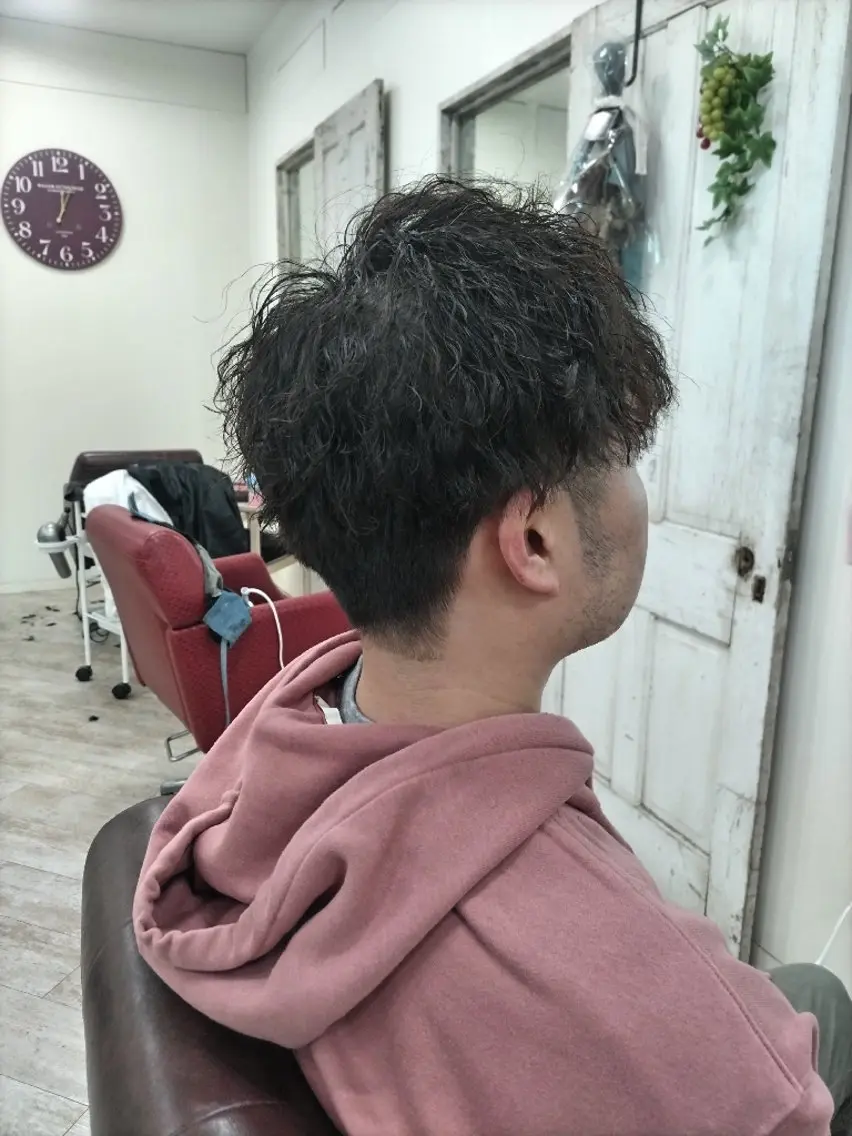 ショート メンズ パーマ メンズパーマ ツイストスパイラルパーマ スパイラルパーマ カット パーマ 磯崎 美幸のヘアスタイル