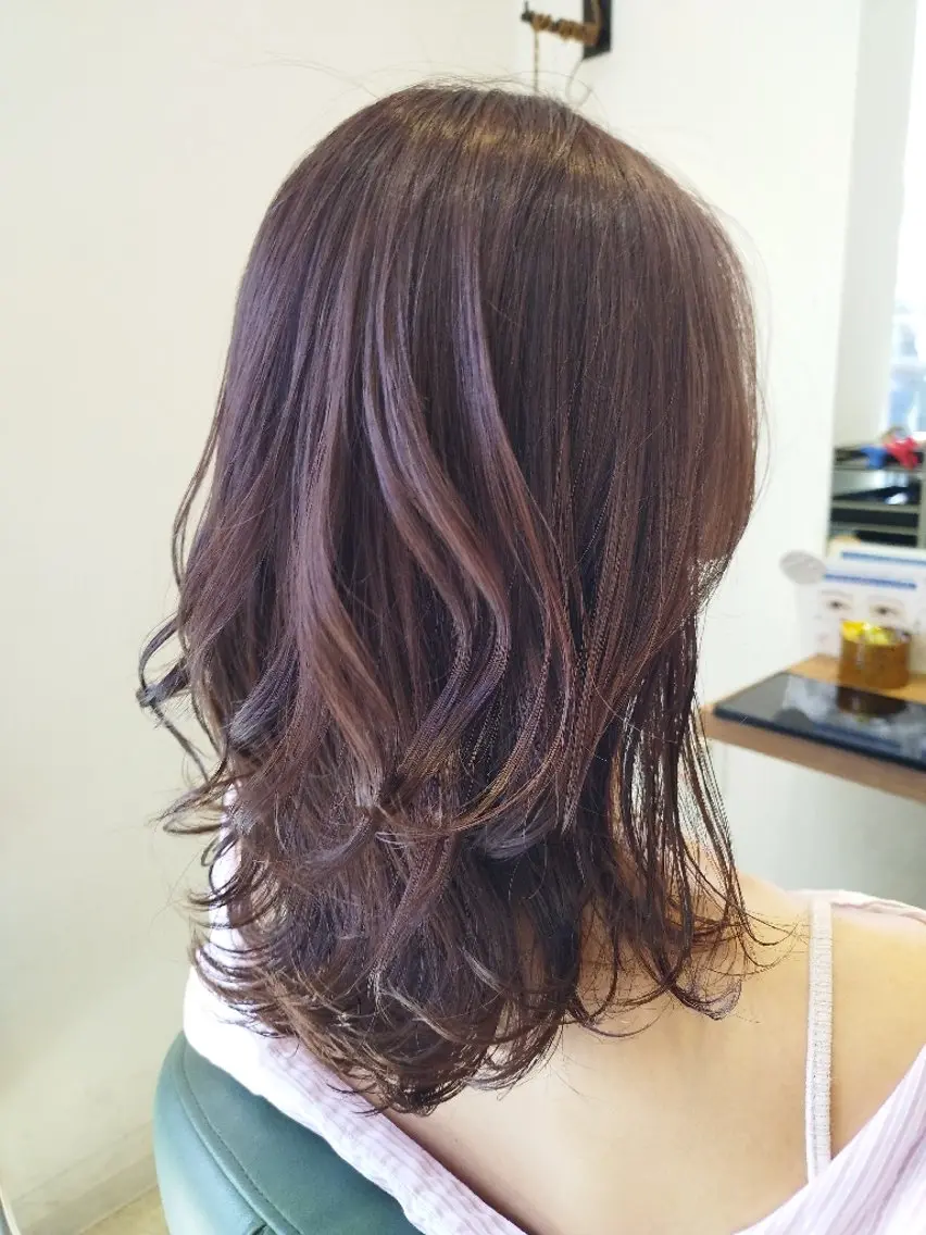 セミロング カラー カット パーマ トリートメント 牧平 亜侑子のエステ・リラクイメージ