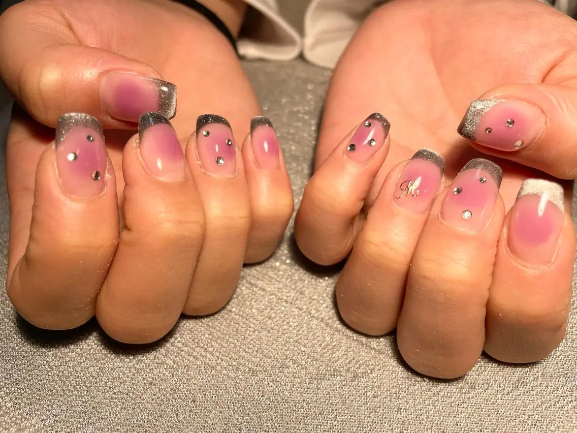 ネイル ハンドネイル Roi〈ロワ〉 Minakoのネイルデザイン