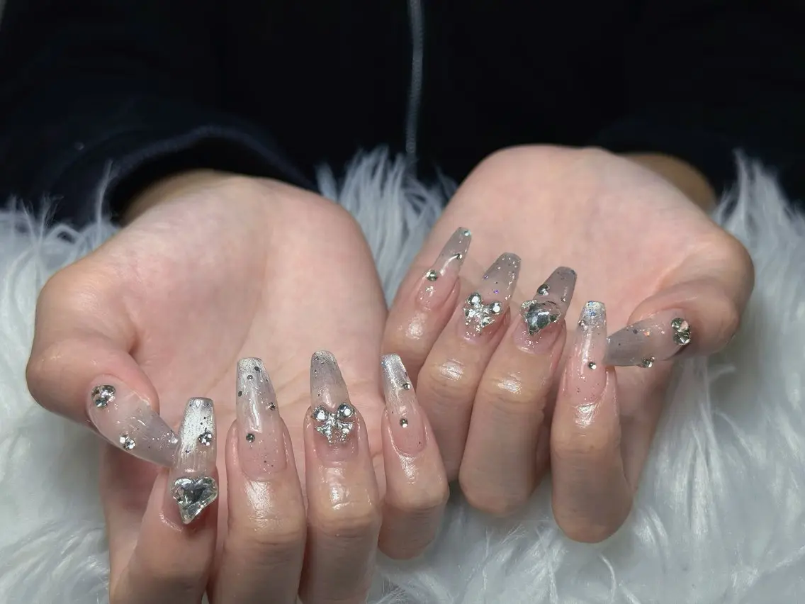 ネイル アートネイル フレンチネイル ジェルネイル キラキラネイル ニュアンスネイル Ryu Nail YukiChanのネイルデザイン