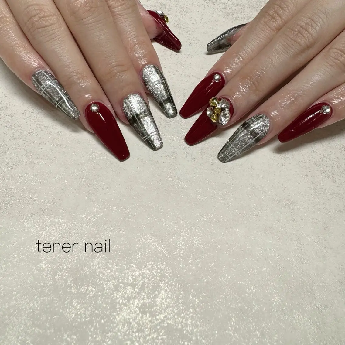 ネイル ボルドー マグネットネイル ハンドネイル テネルネイル tener nailのネイルデザイン