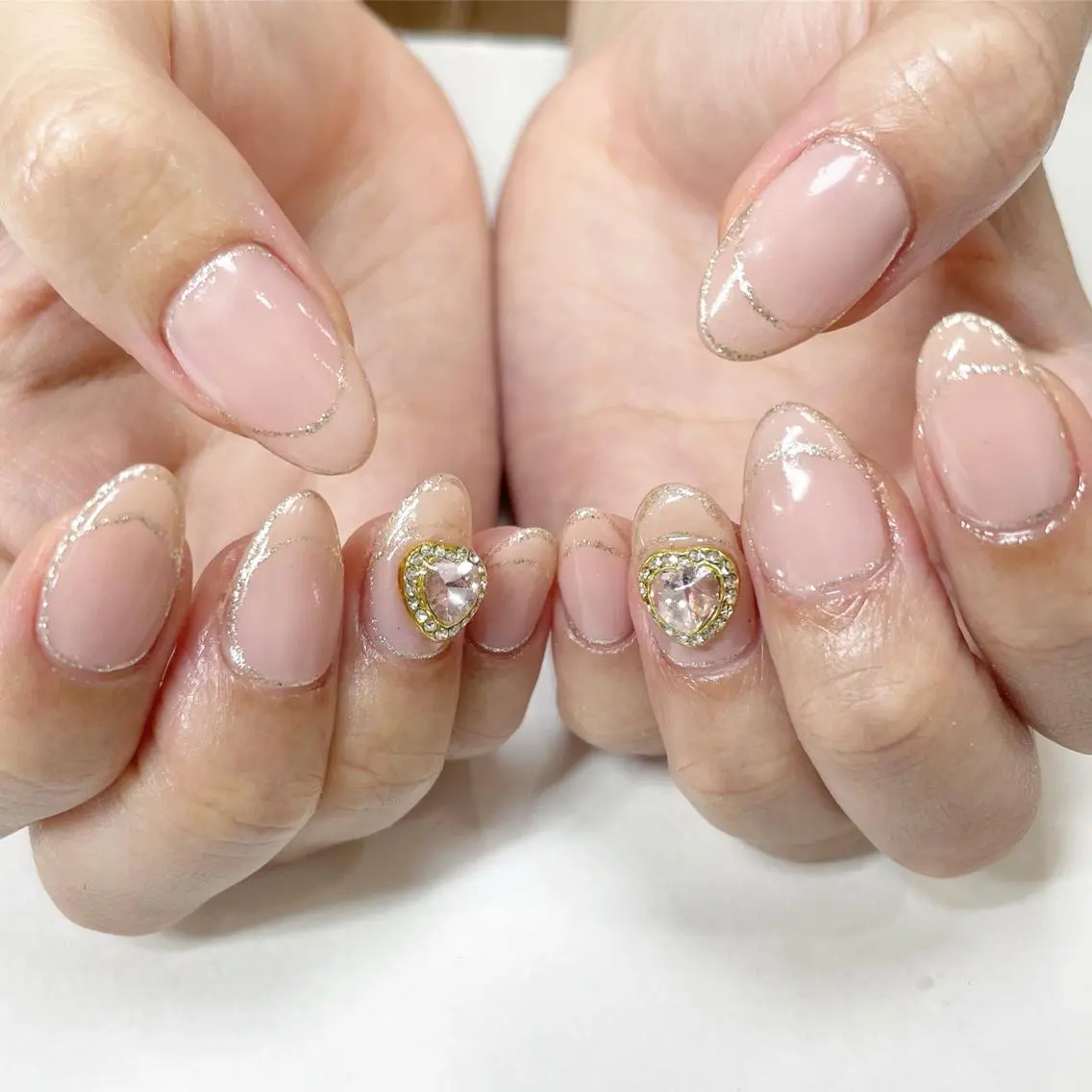 ネイル キラキラネイル ハンドネイル フットネイル Minami 🍓のネイルデザイン
