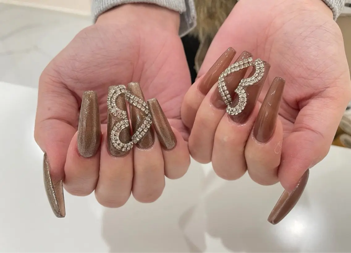 ネイル オーロラネイル べっ甲ネイル チークネイル 成人式 長さ出し ハンドネイル ハンドケア For you. Nail Salonのネイルデザイン