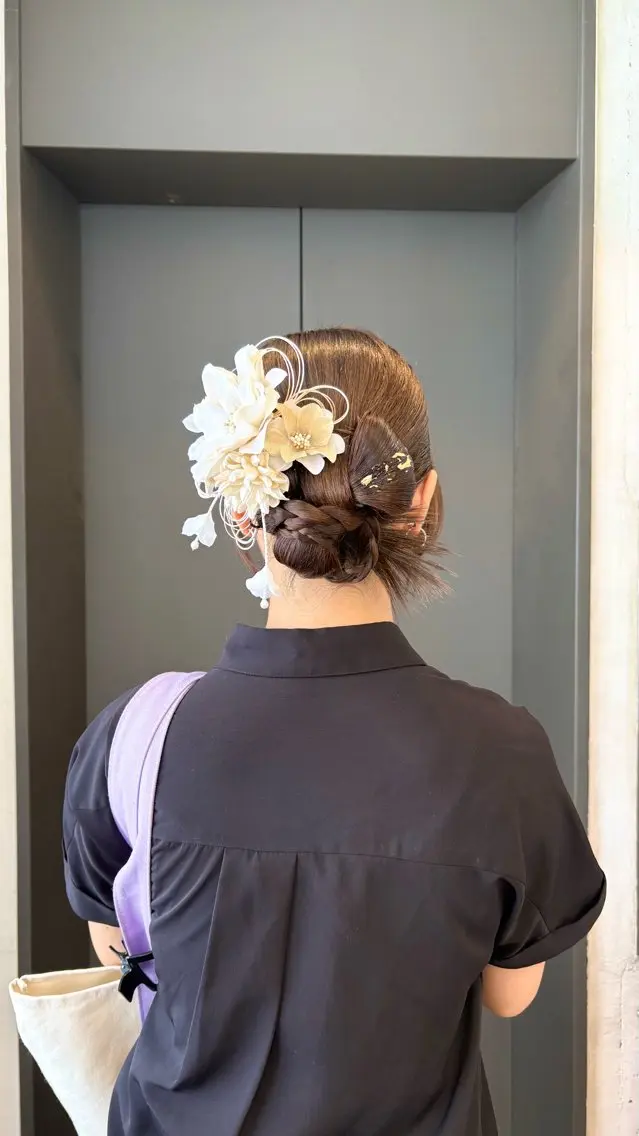 セミロング ヘアアレンジ 成人式 着物ヘア 結婚式・ブライダル 卒業式のヘアスタイル 髪飾り ヘアセット 🐈‍⬛🅝🅐🅞 🎀のその他イメージ