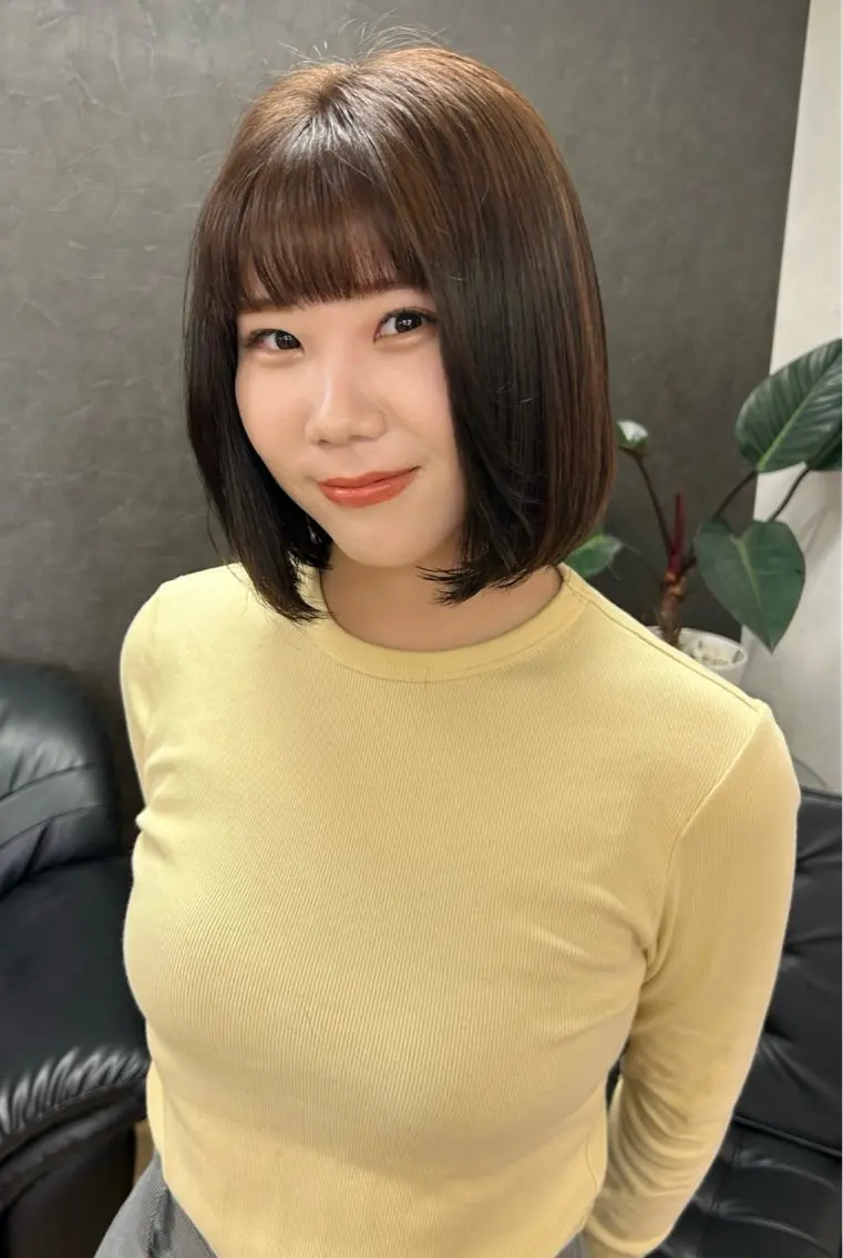 ミディアム カラー レイヤー/インナー カラー🦋ルイのヘアスタイル