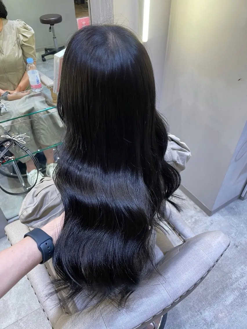 ロング ヘアカラー 🤍艶髪韓国ヘア🤍 Rikoのヘアスタイル