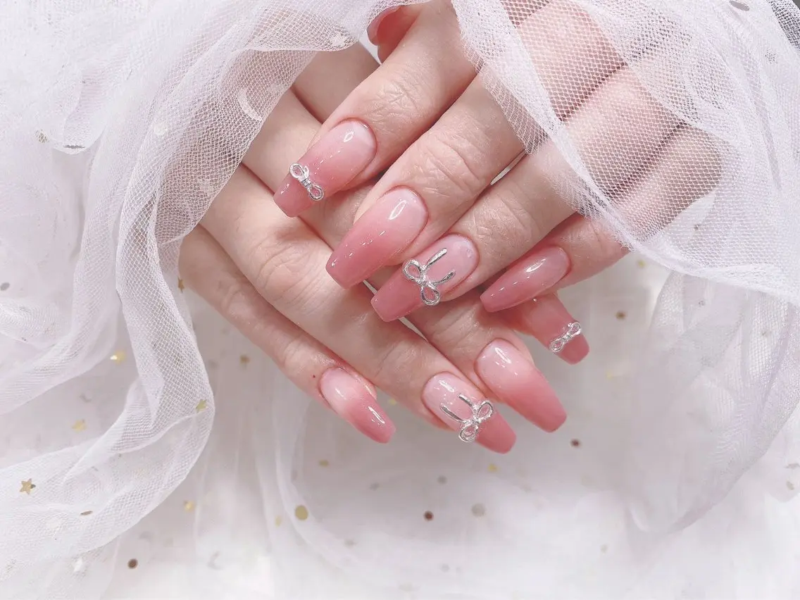 ネイル ジョリ kasumi🌹💅のネイルデザイン