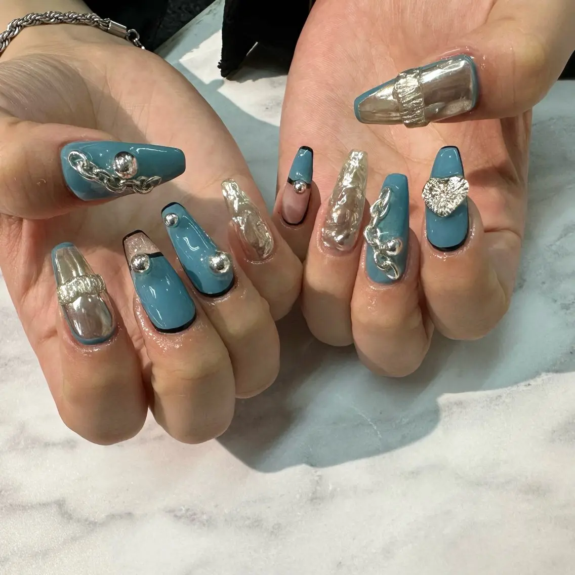 ネイル ハンドネイル Bianca浦和🎀 渋谷のネイルデザイン
