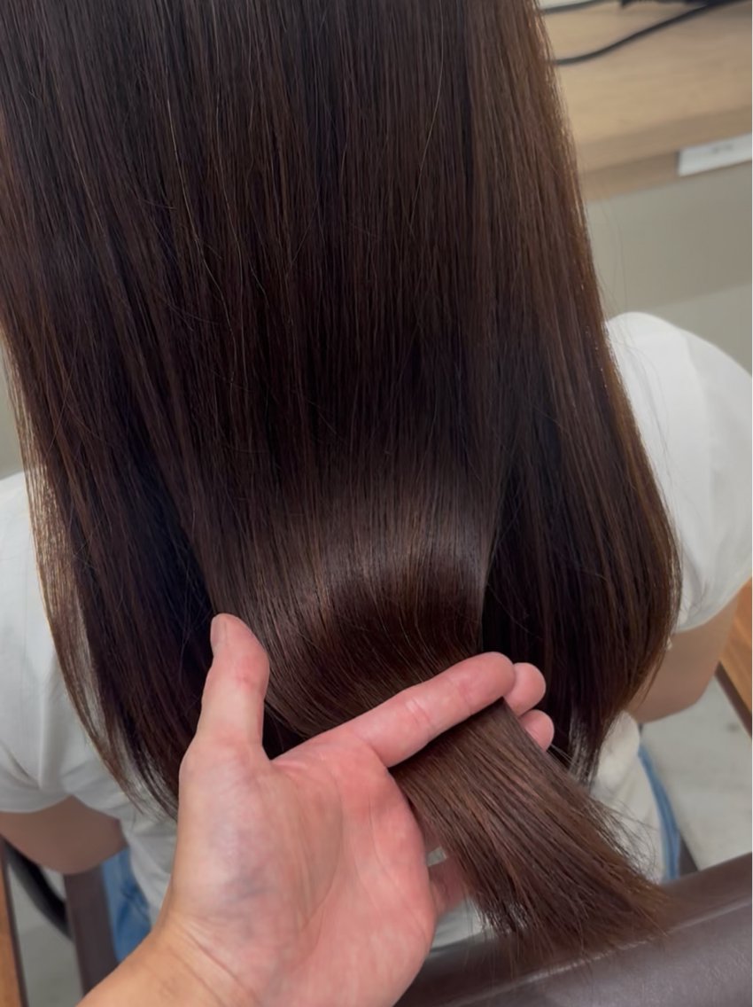 ロング 髪質改善 縮毛矯正 山内 花姫のヘアスタイル