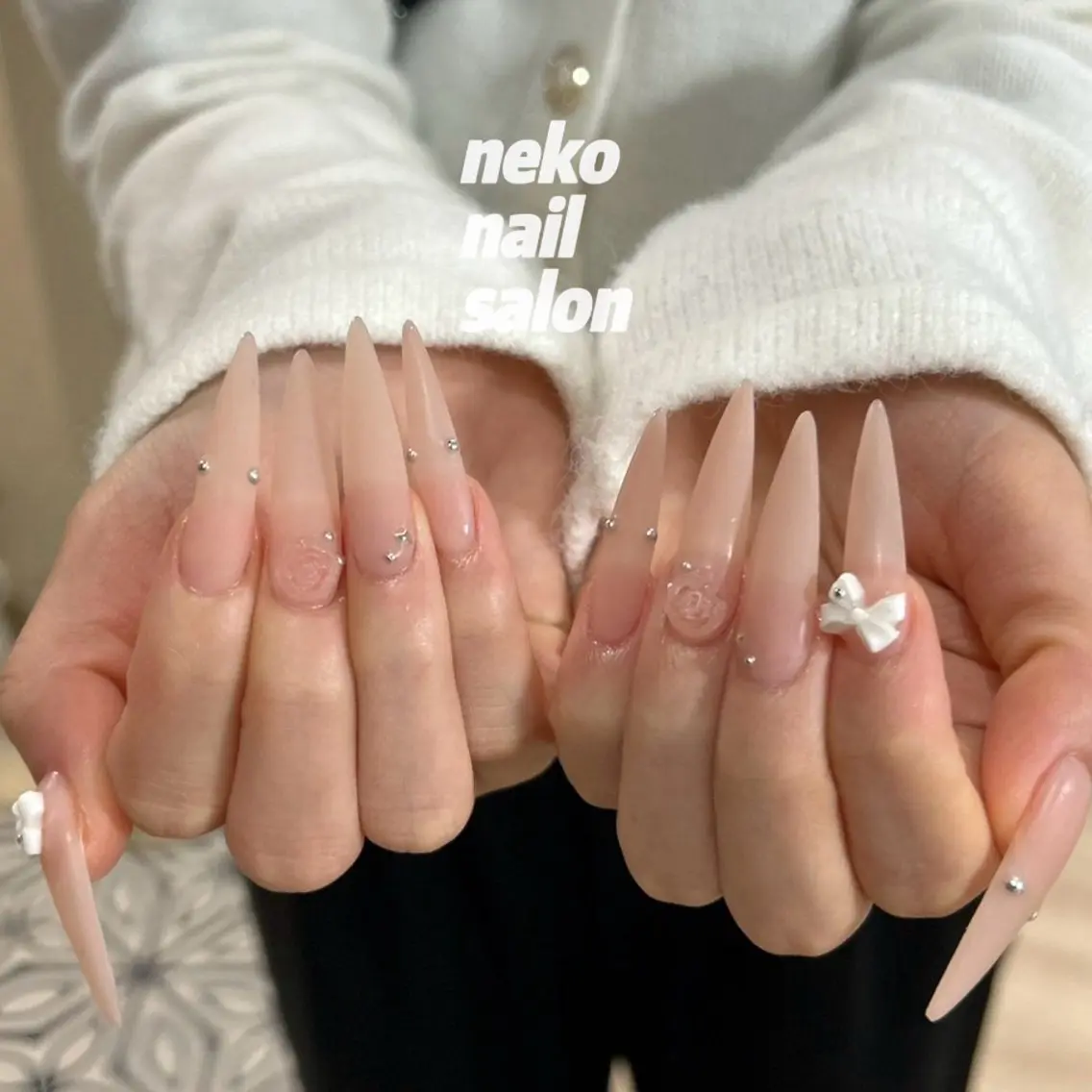 ネイル ロングネイル シンプルネイル スーパーロングネイル ハンドネイル neko nailのネイルデザイン