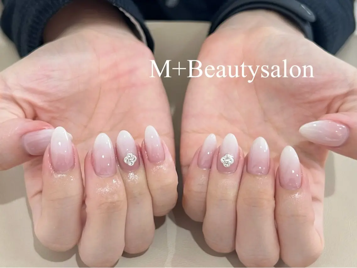 ネイル M+Nail 池袋のネイルデザイン