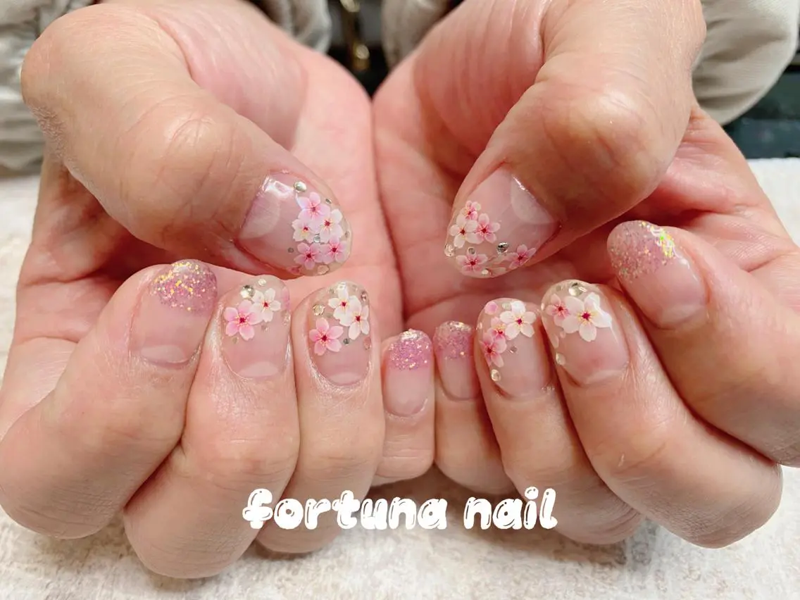 ネイル Nail •Head スパFortunaのネイルデザイン
