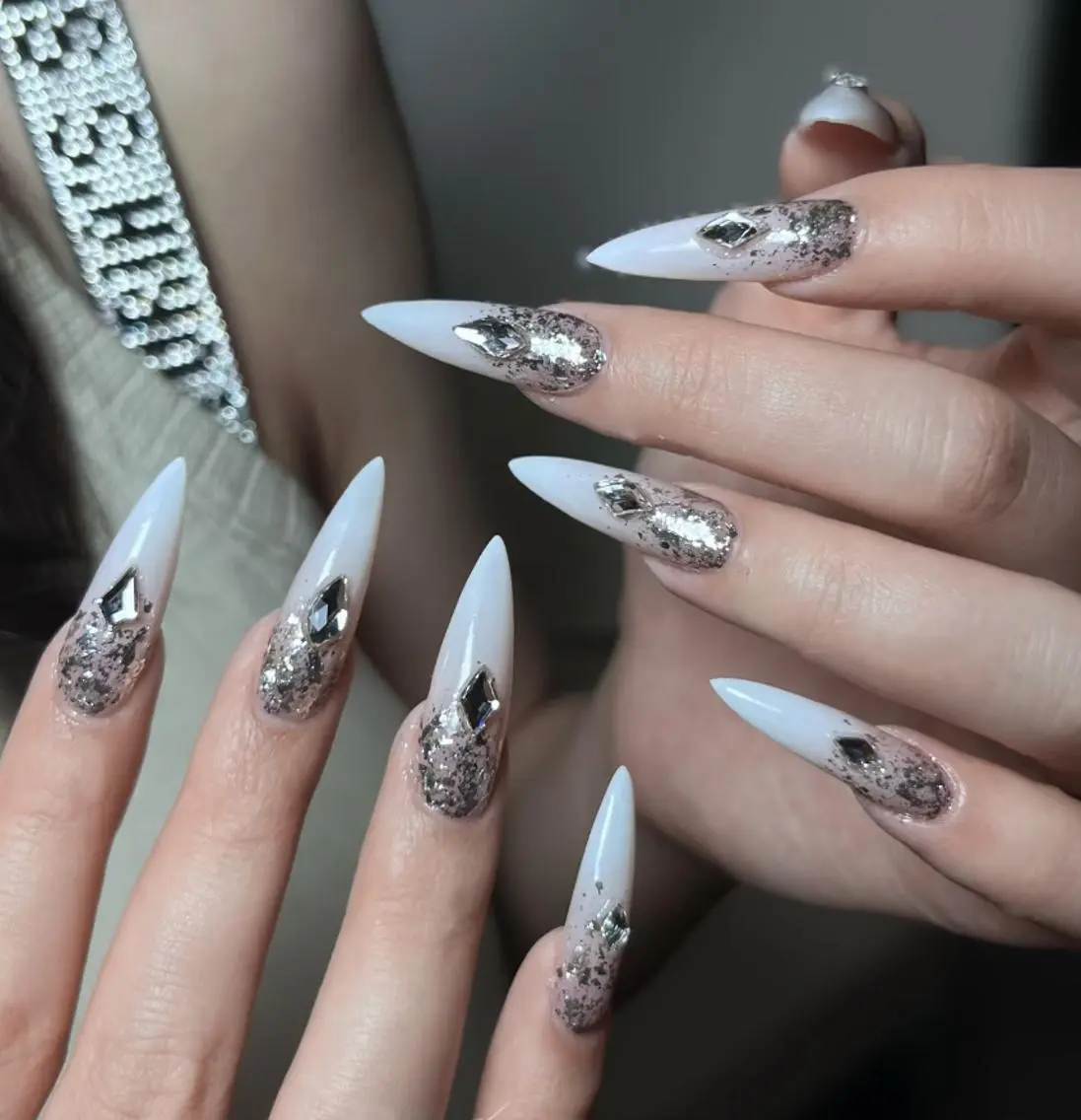 ネイル ハンドネイル エリ🫧 nail池袋東口のネイルデザイン