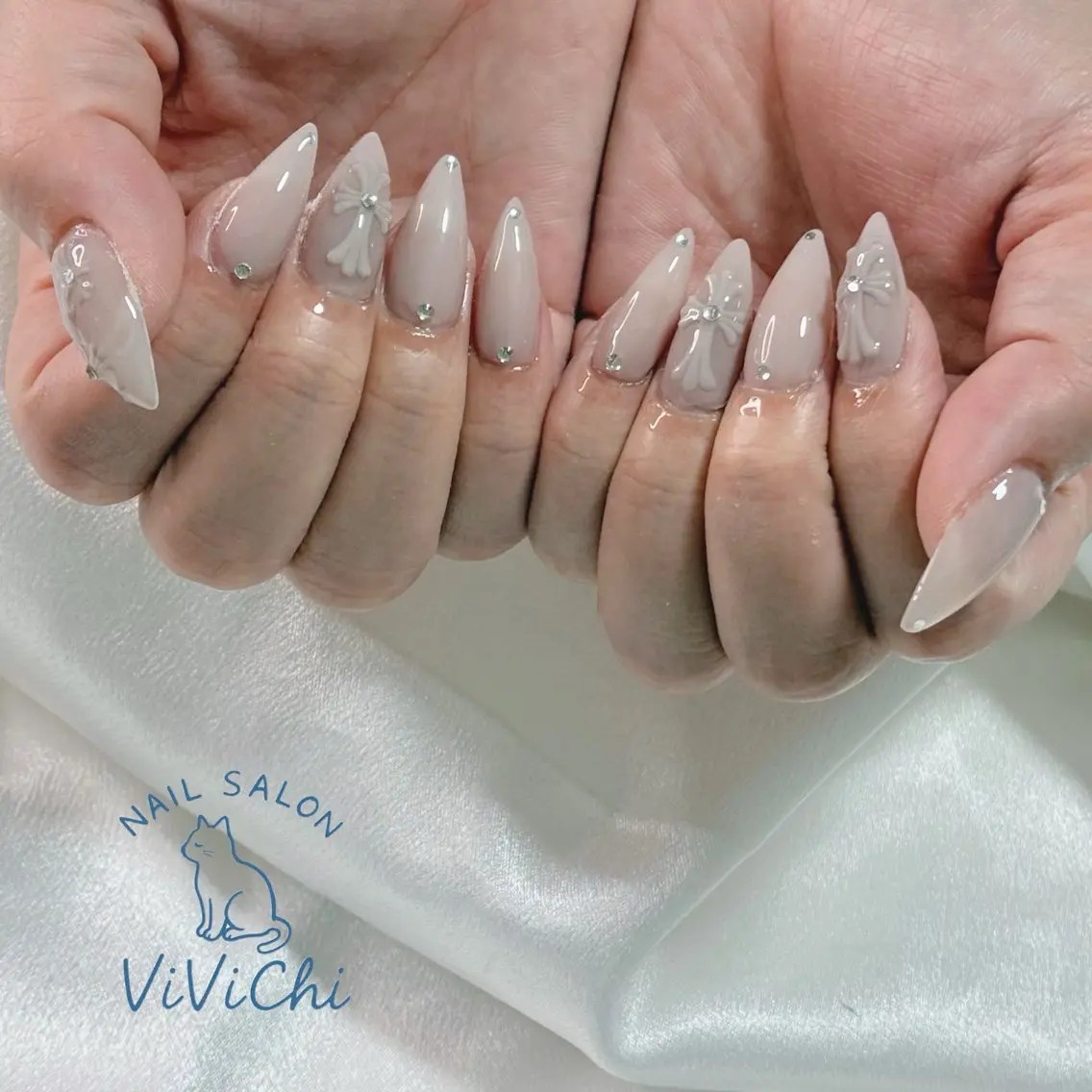 ネイル ハンドネイル ViViChi 梨帆のネイルデザイン