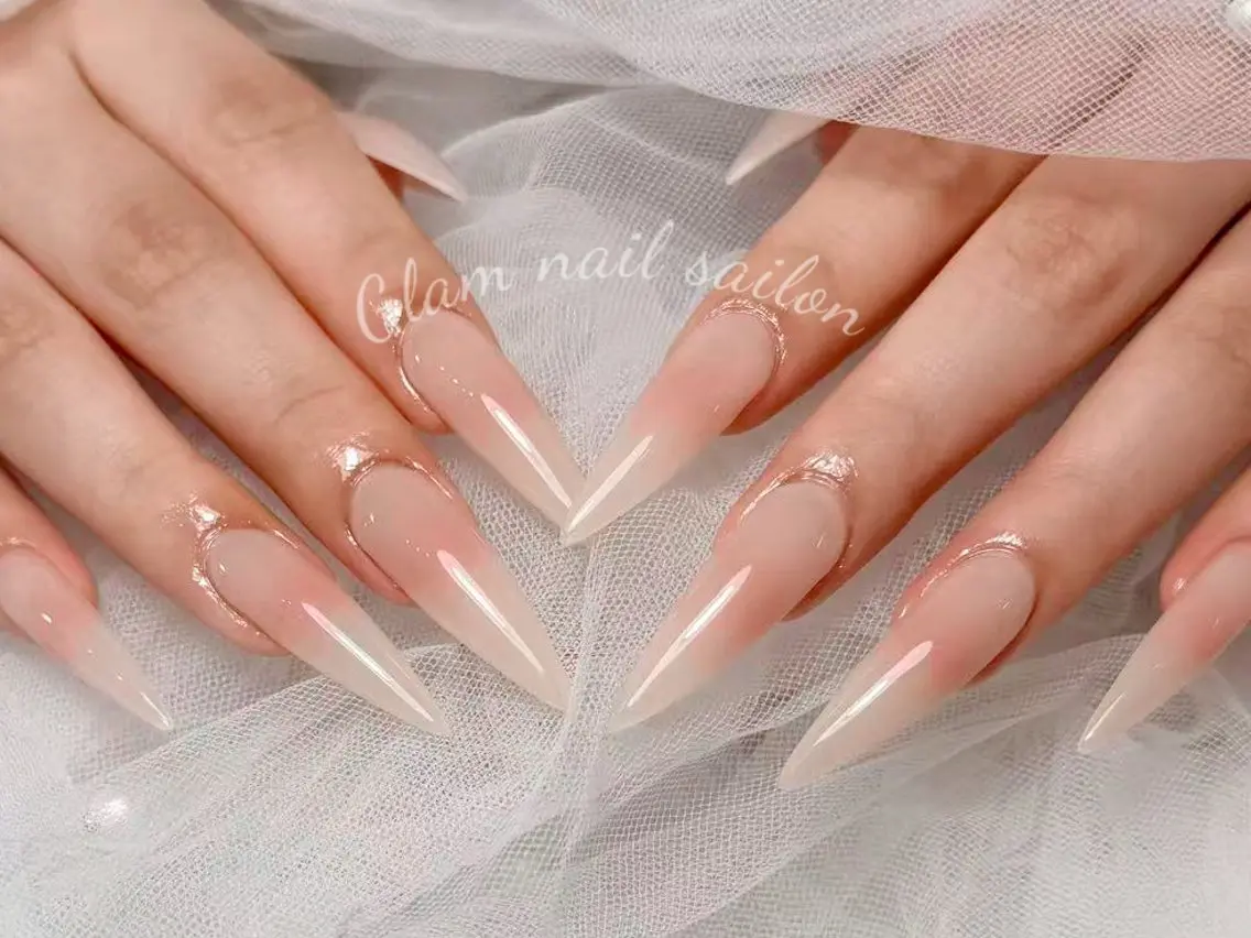 ネイル エツメ💅 長さ出し🎀デザインのネイルデザイン