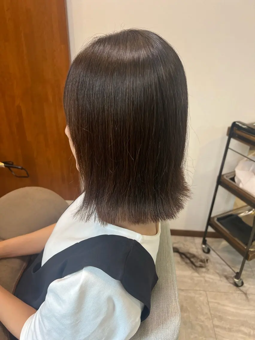 ミディアム Emma 吉田のヘアスタイル