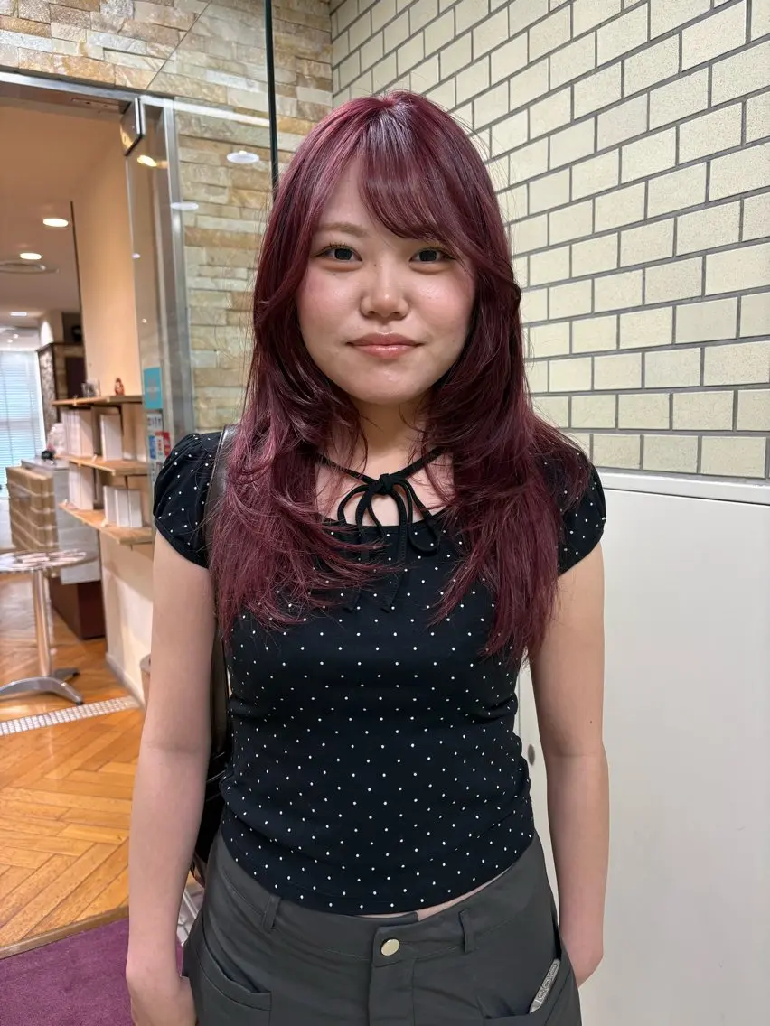 ロング カラー ブリーチ ラベンダーカラー ピンクカラー ピンクラベンダー ヘアカラー ベージュ/ Yunaのヘアスタイル