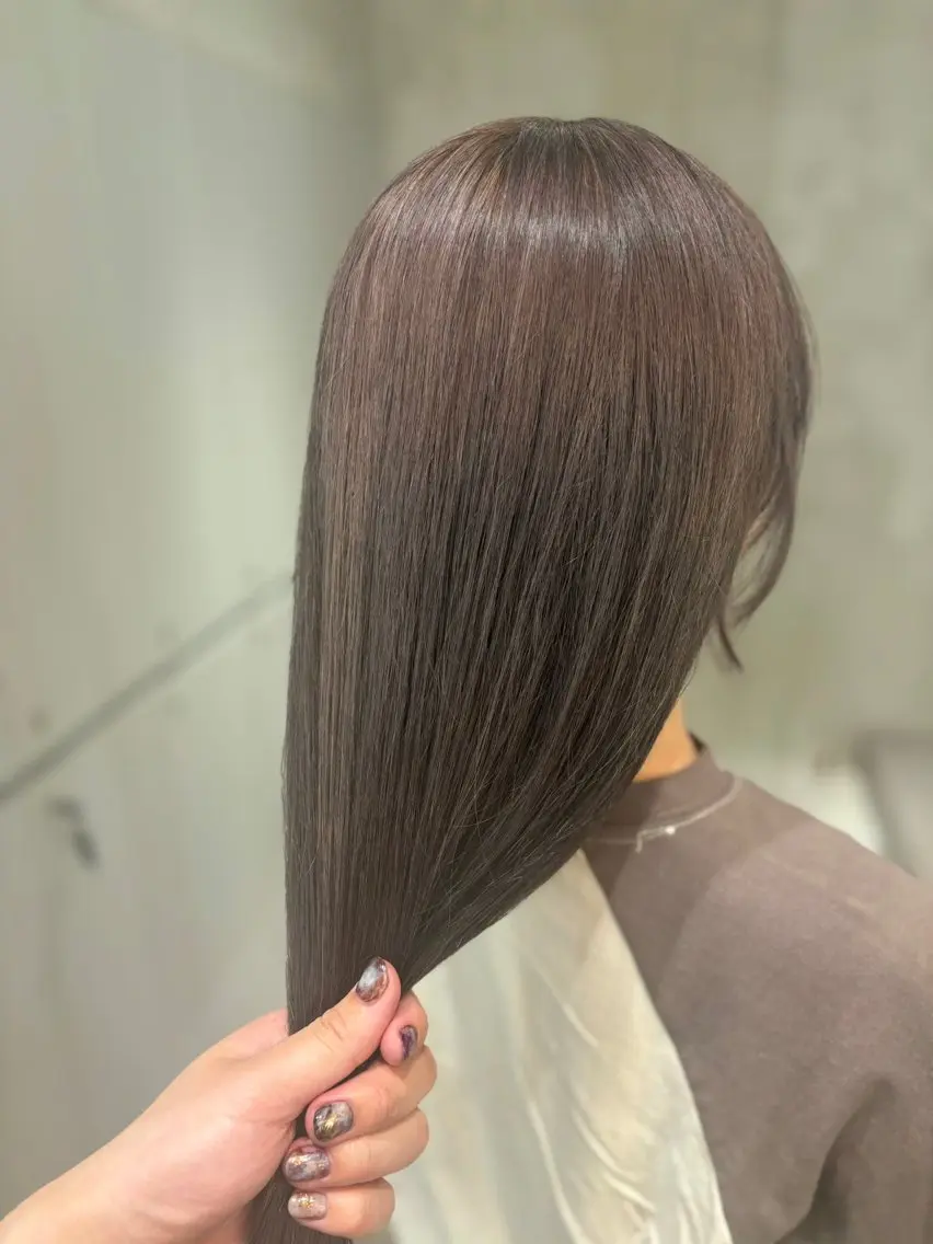 【平日限定】カット＋アディクシー透明感カラー＋TR（赤み消し/暗髪）¥9500の写真