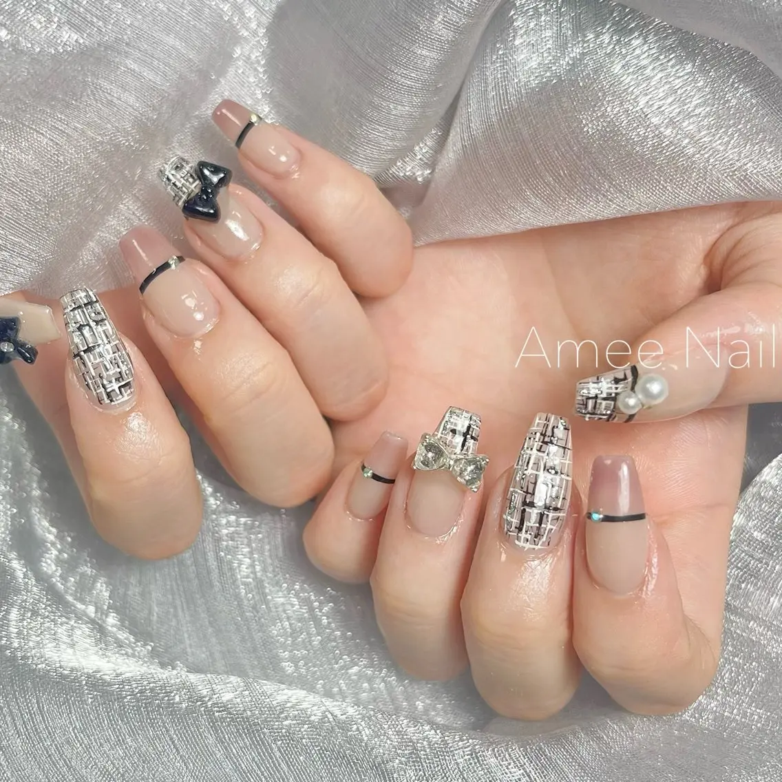 ネイル オーロラネイル クリアネイル フラッシュネイル ジェルネイル グラデーション Amee Nail Salonのネイルデザイン