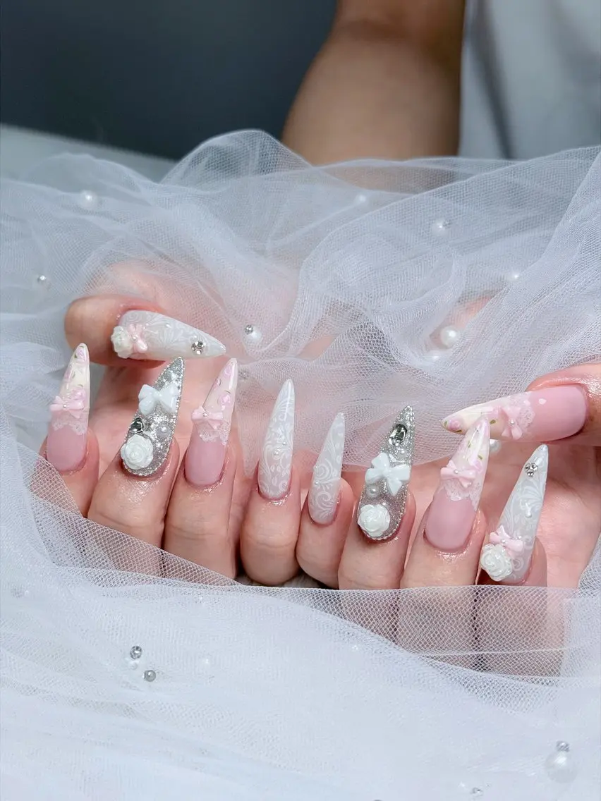 ネイル ハンドネイル IRO Nail Studioのネイルデザイン