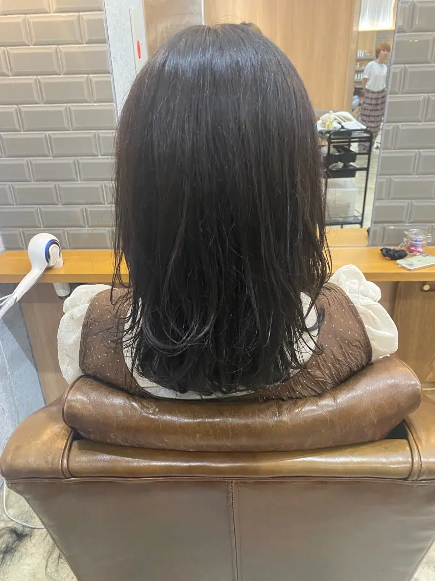 ロング モリタ アンナのヘアスタイル