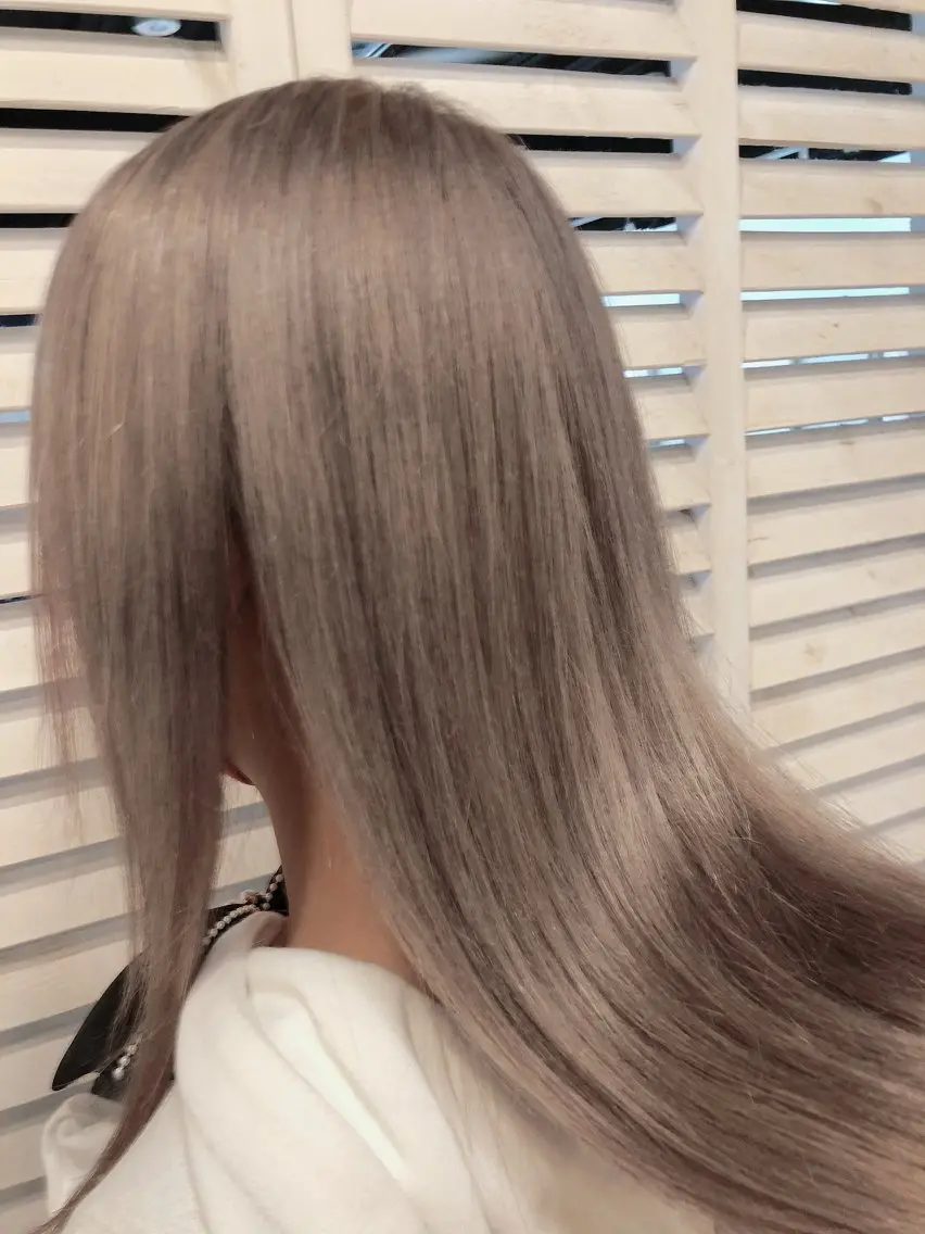 セミロング カラー ブリーチ ケアブリーチ グレージュ ヘアカラー トリートメント 【メンズカット】 澤下瑛一のヘアスタイル