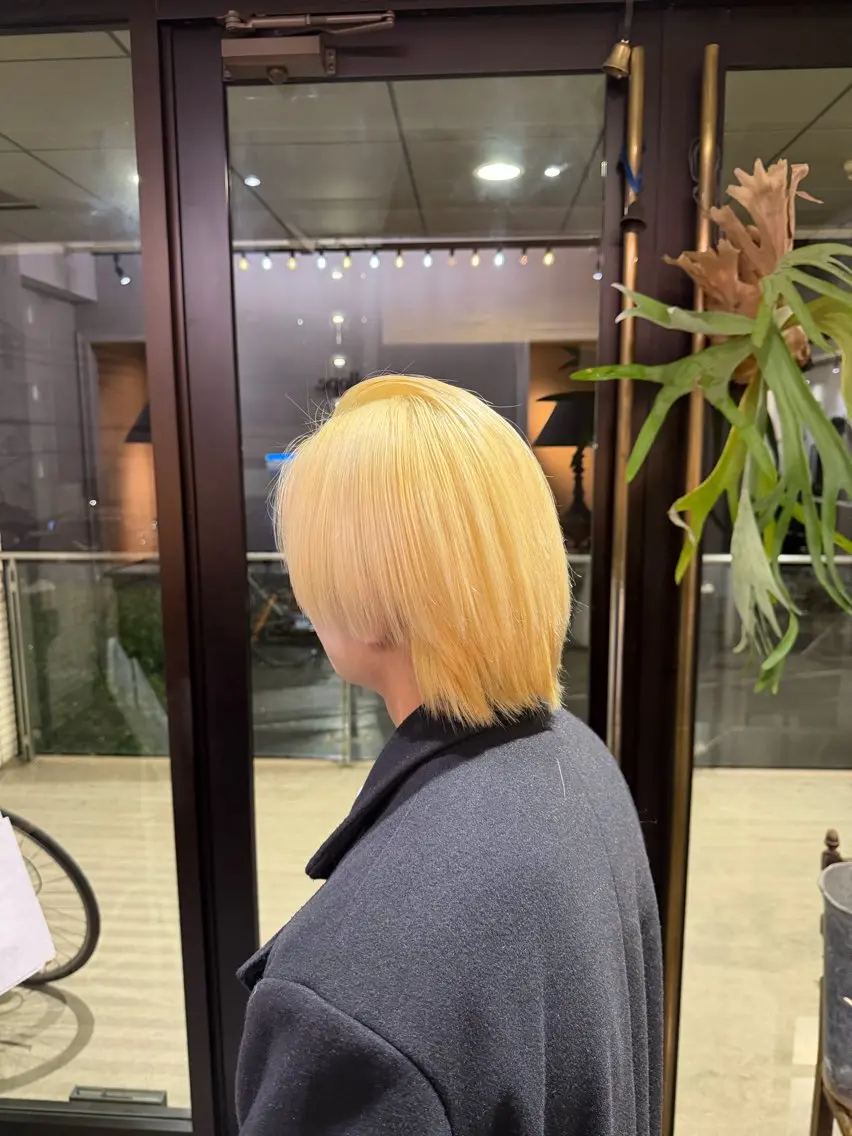 綺麗なブロンドヘアに！！の写真