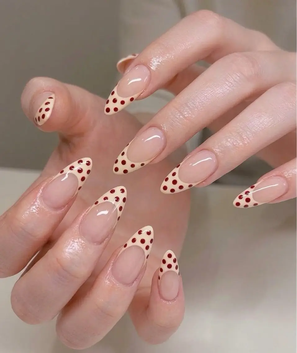 ネイル ドット フレンチネイル ジェルネイル 赤色 Michan Nailのその他イメージ