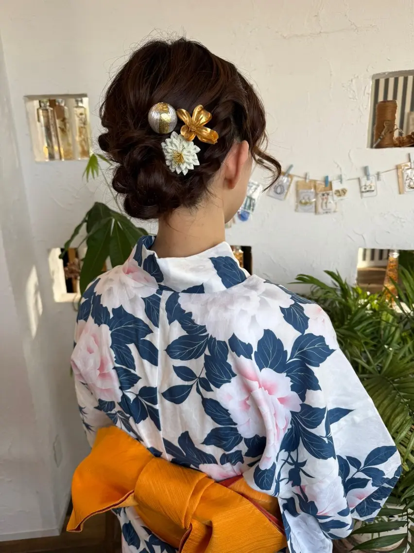 ヘアアレンジ ヘアセット 🌸小掛🌸 豊橋外国人風カラーのヘアスタイル