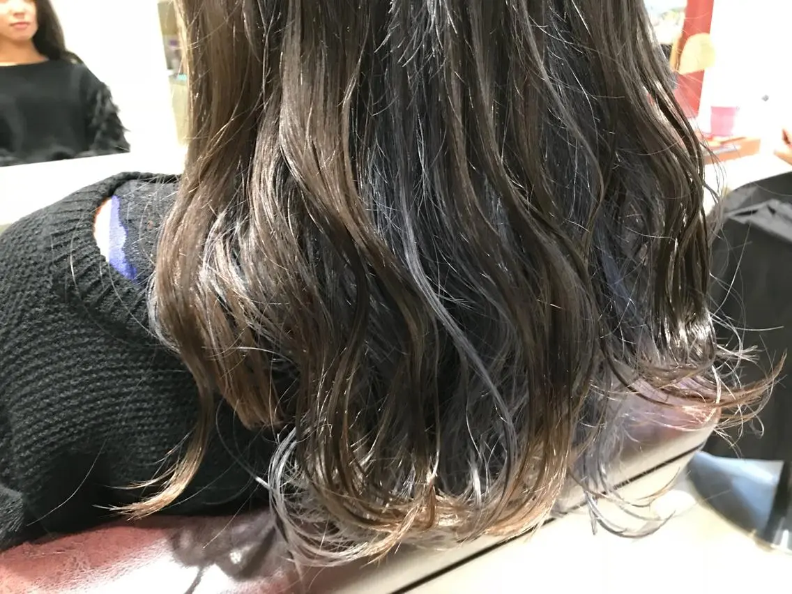 ロング カラー アッシュ アッシュグレー アッシュグレージュ グレージュ インナーカラー メンズ指名多数!! 田島史也のヘアスタイル