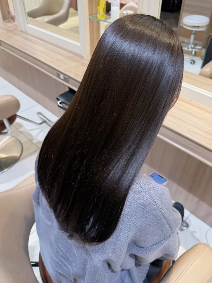 ロング ヘアカラー トリートメント 狩生 美南海のヘアスタイル