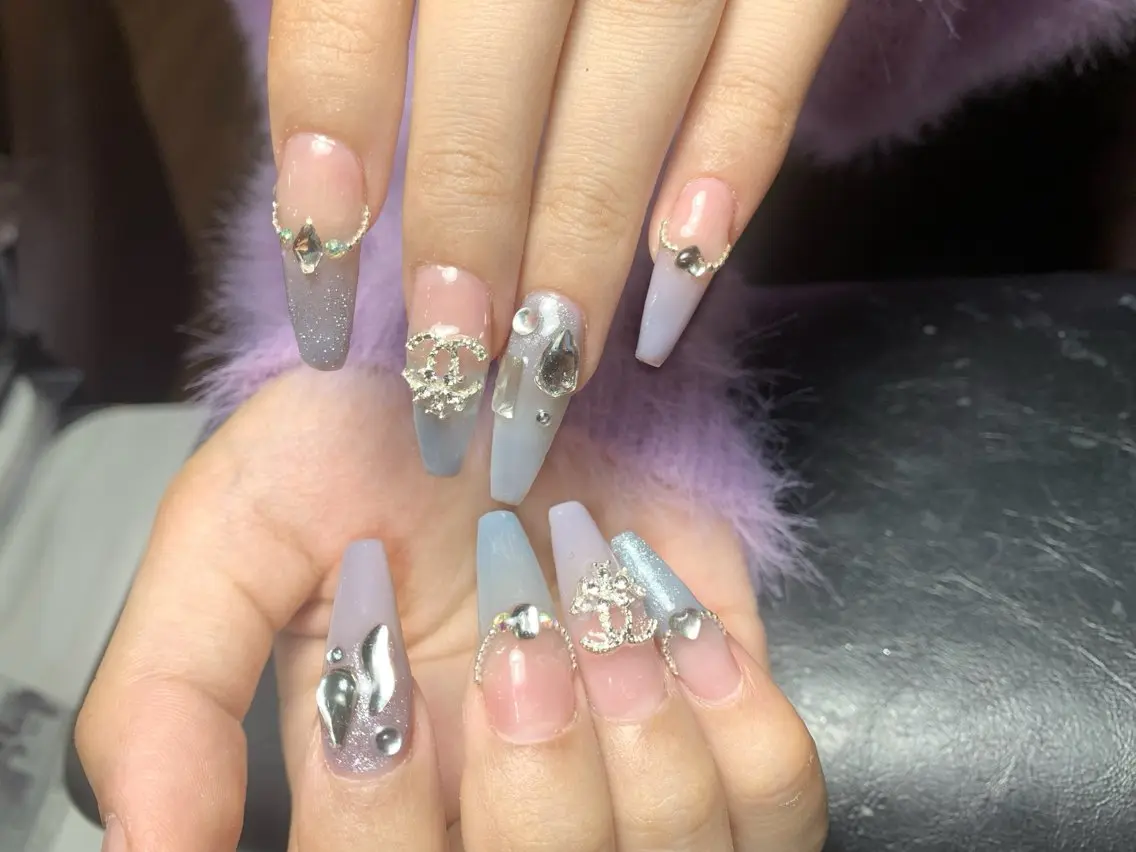 ネイル アートネイル 長さ出し フレンチネイル ジェルネイル 韓国ネイル akina nailsのネイルデザイン