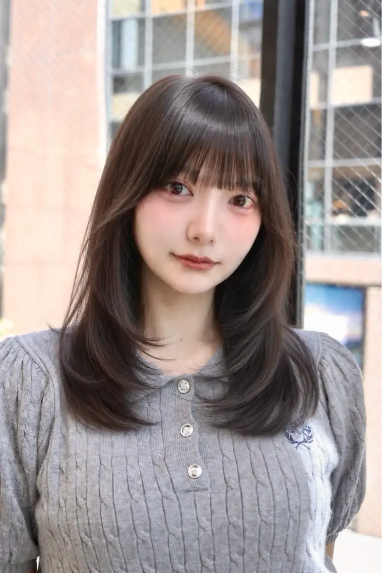 セミロング 韓国風ヘア レイヤーカット 小顔カット カット ヘアカラー トリートメント MINX 野本奏和のヘアスタイル