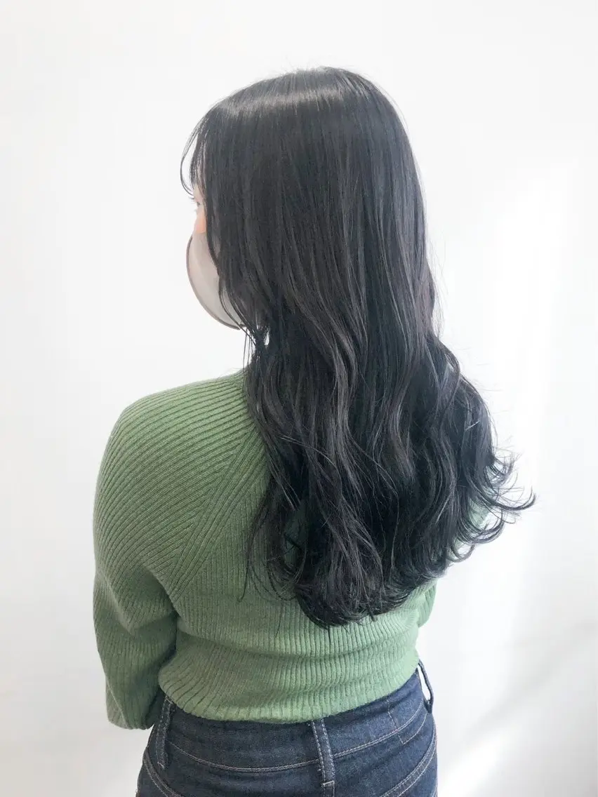 ロング カラー 石原 悠貴のヘアスタイル