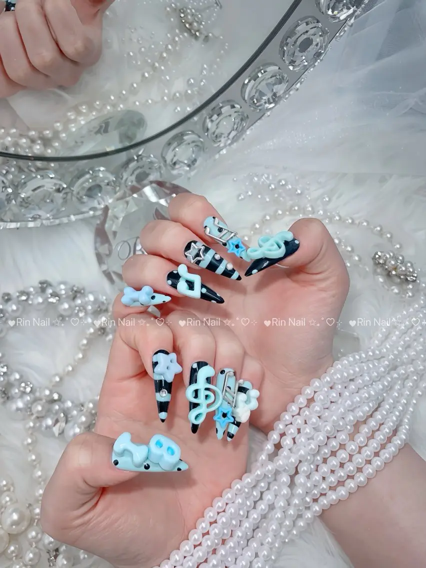 ネイル クリアネイル ドット フットネイル ジェルネイル グリーン ハンドネイル Rin Nail 新大久保店のネイルデザイン